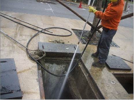 长清池底污泥如何清理